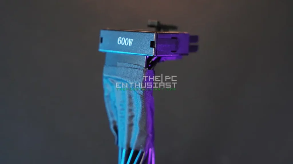 cooler master v 1100 sfx pcie5 12vhpwr 16-pin cable 03